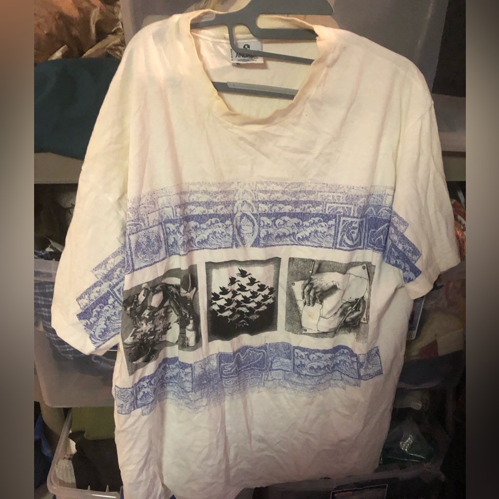 🌴🍎Vintage 1991 Andazia M.C. Escher Tee- 668 *tee deal $80 or $70 w/offer